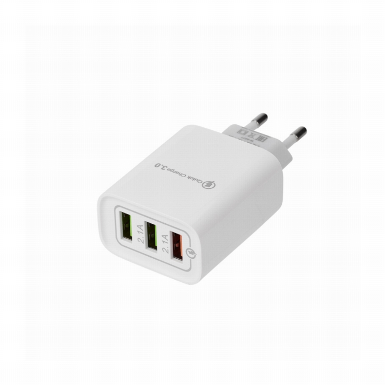 Сетевое зарядное устройство для iPhone/iPad REXANT 3 x USB, 5V, 3 А + 1 А + 1 А, белое